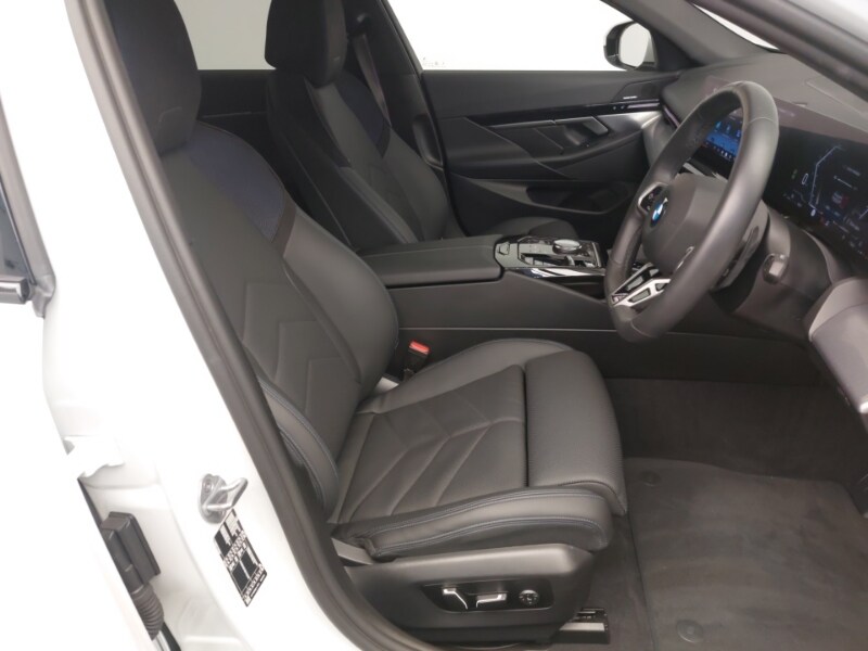 Used BMW 5 Series 2025 for sale - 77509325: Photo 11