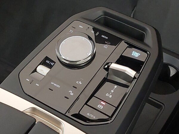 Used BMW iX 2022 for sale - 76275833: Photo 10
