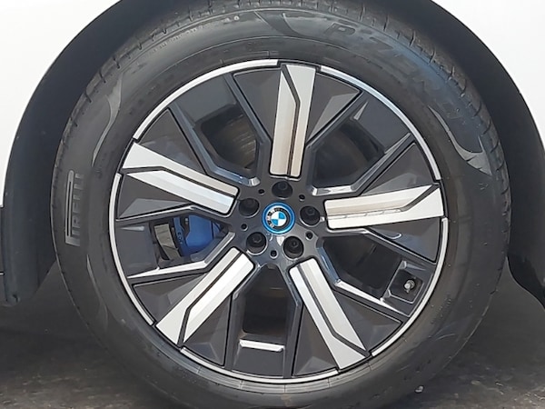 Used BMW iX 2022 for sale - 76275833: Photo 14
