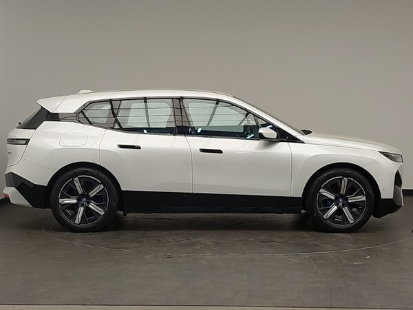 Used BMW iX 2022 for sale - 76275833: Photo 2