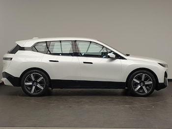 Used BMW iX 2022 for sale - 76275833: Photo 2