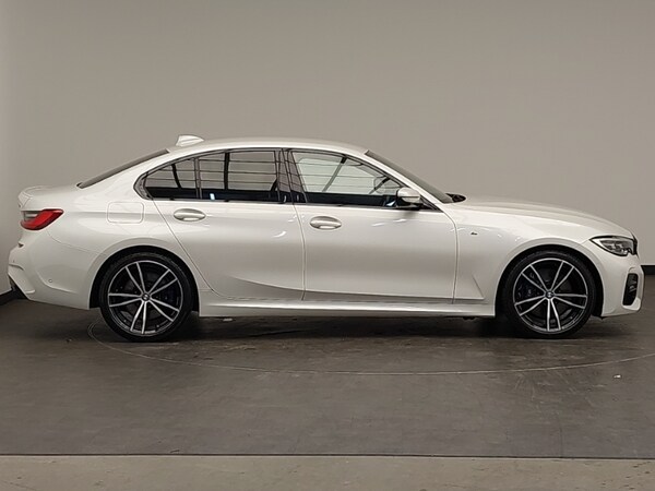 Used BMW 3 Series 2020 for sale - 76213058: Photo 2