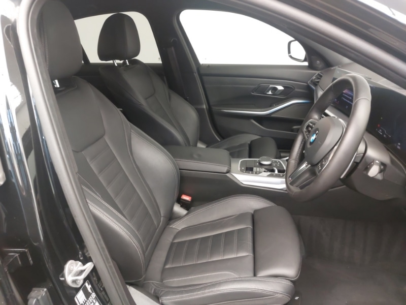 Used BMW 3 Series 2024 for sale - 76135299: Photo 11