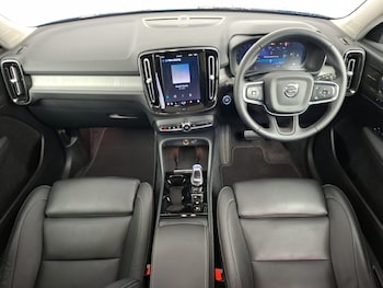 Used Volvo XC40 2024 for sale - 79546496: Photo