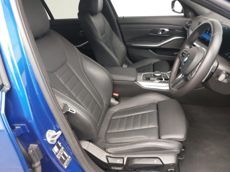 Used BMW 3 Series 2024 for sale - 76150588: Photo 11