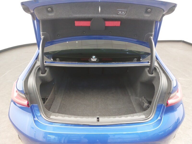 Used BMW 3 Series 2024 for sale - 76150588: Photo 13