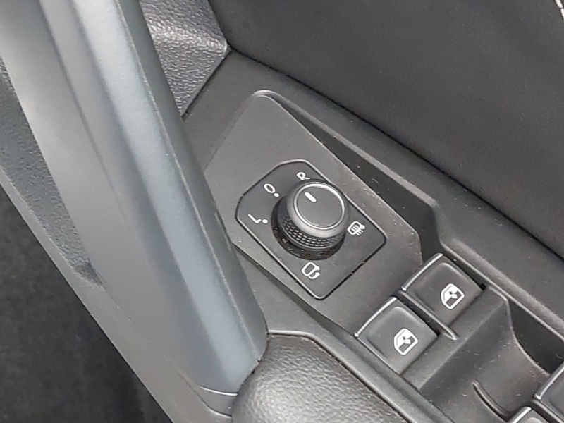 Used Volkswagen Tiguan 2023 for sale - 76560600: Photo 17