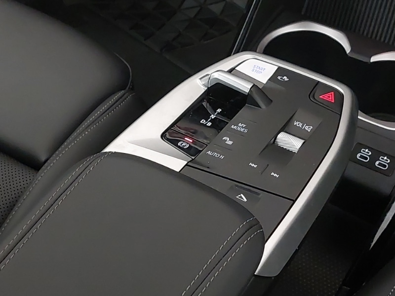 Used BMW iX1 2025 for sale - 77252451: Photo 10