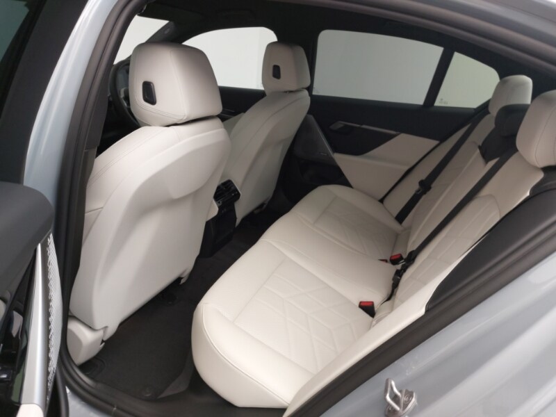 Used BMW 5 Series 2026 for sale - 77433237: Photo 12