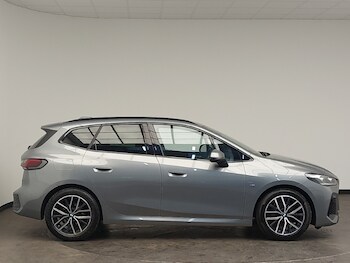 Used BMW 2 Series 2023 for sale - 78511669: Photo