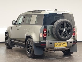 Used Land Rover Defender 2024 for sale - 78283805: Photo