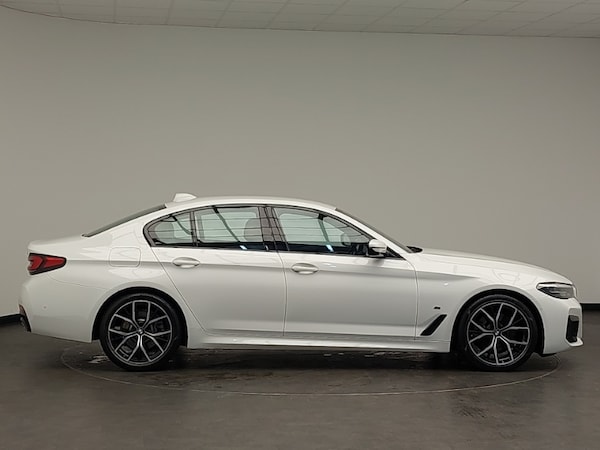 Used BMW 5 Series 2022 for sale - 76151016: Photo 2