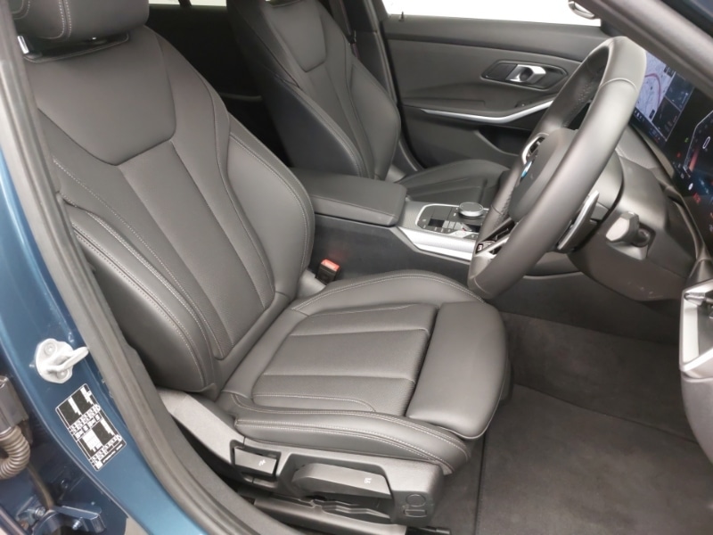 Used BMW 3 Series 2025 for sale - 77142089: Photo 11