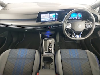 Used Volkswagen Golf 2023 for sale - 76465443: Photo