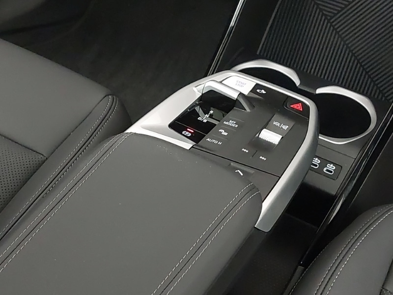 Used BMW iX1 2025 for sale - 76160451: Photo 10