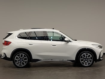 Used BMW iX1 2025 for sale - 76160451: Photo 2