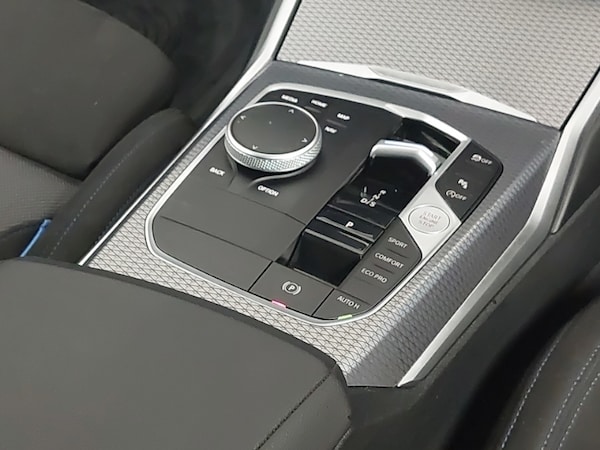 Used BMW 3 Series 2025 for sale - 76275827: Photo 10