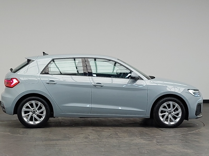 Used Audi A1 2022 for sale - 76629337: Photo 2