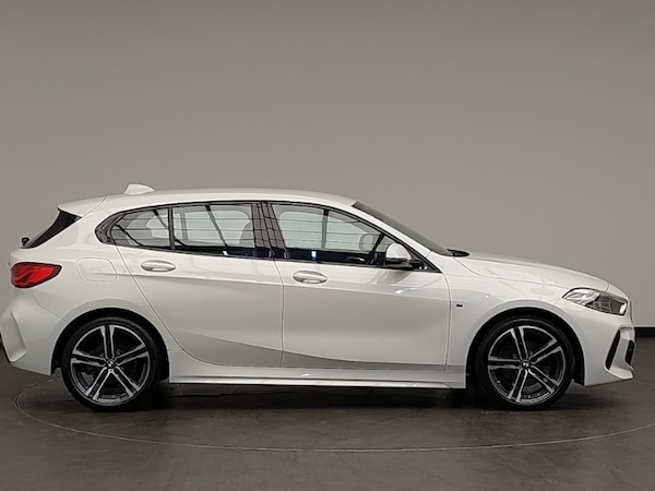 Used BMW 1 Series 2022 for sale - 76308951: Photo 2