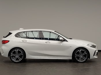Used BMW 1 Series 2022 for sale - 76308951: Photo 2
