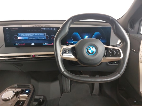 Used BMW iX 2022 for sale - 76275821: Photo 5