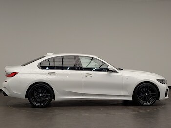 Used BMW 3 Series 2021 for sale - 75914591: Photo