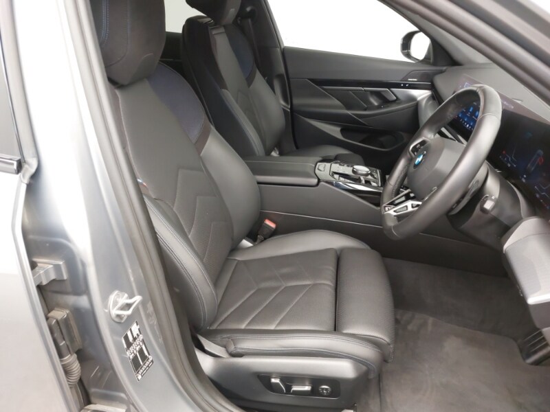 Used BMW 5 Series 2025 for sale - 78225308: Photo 11