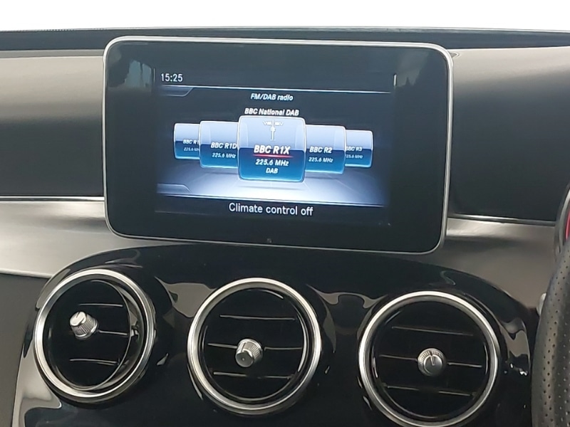 Used Mercedes-Benz 200 2018 for sale - 77767596: Photo 8