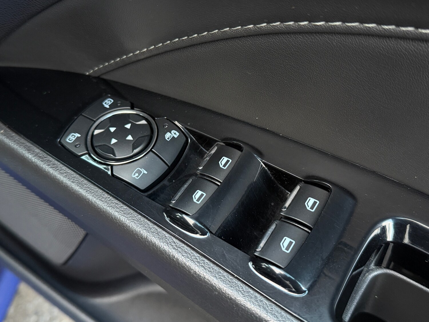 Used Ford Mondeo 2015 for sale - 77052123: Photo 24