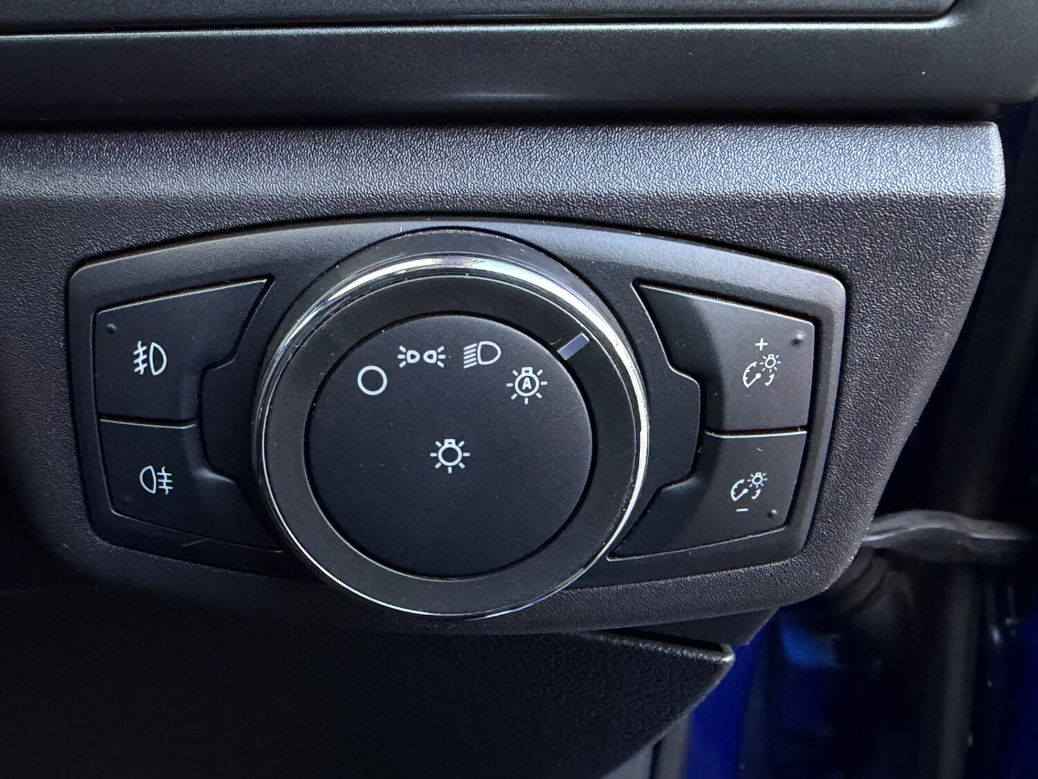 Used Ford Mondeo 2015 for sale - 77052123: Photo 26