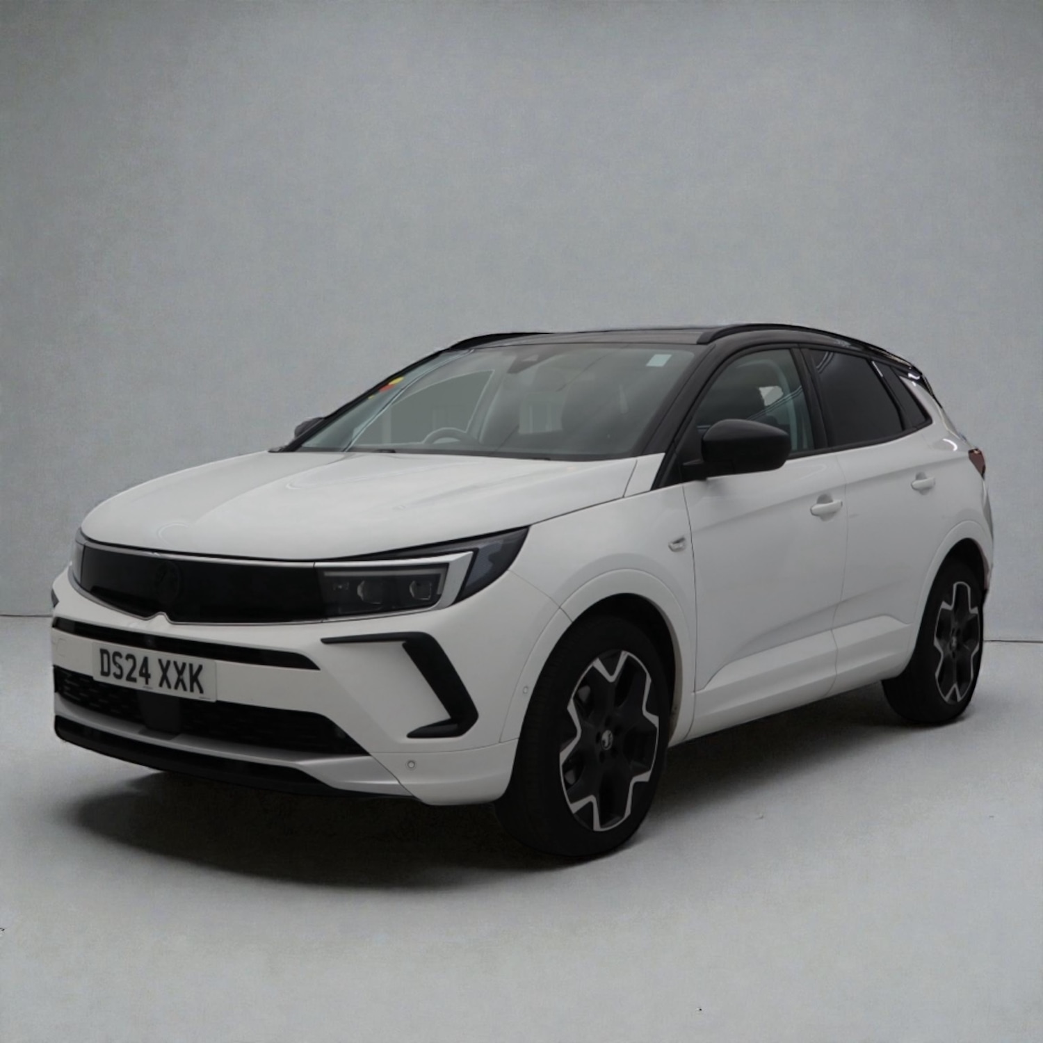 Used Vauxhall Grandland 2024 for sale - 77058392: Photo 3