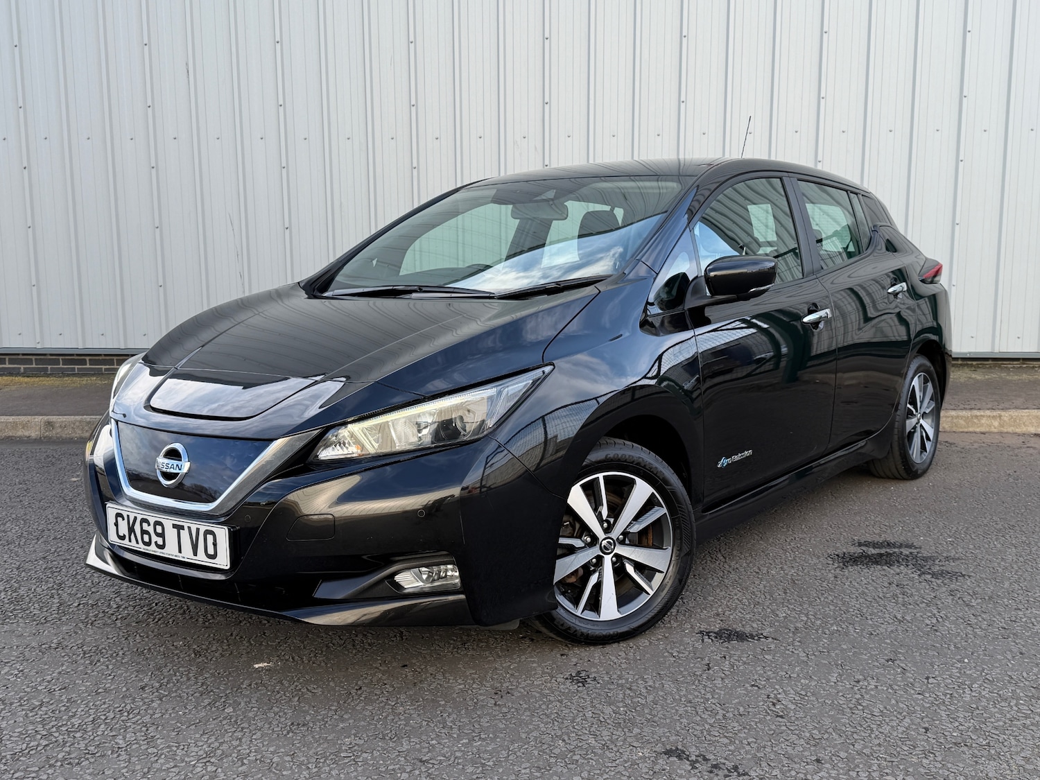 Used Nissan Leaf 2019 for sale - 78140516: Photo 3