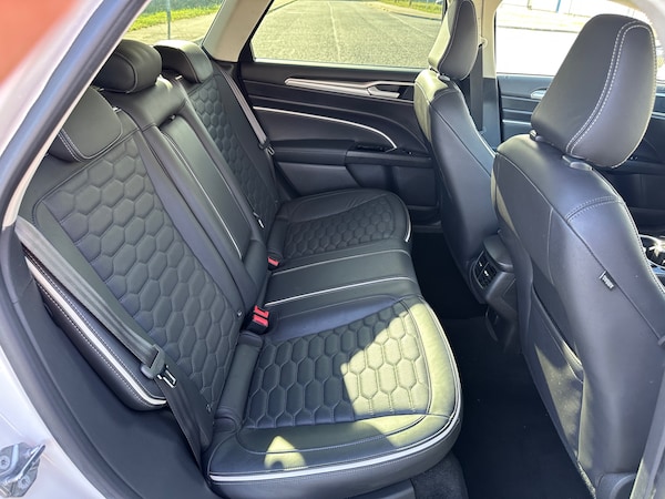 Used Ford Mondeo 2017 for sale - 75718467: Photo 12
