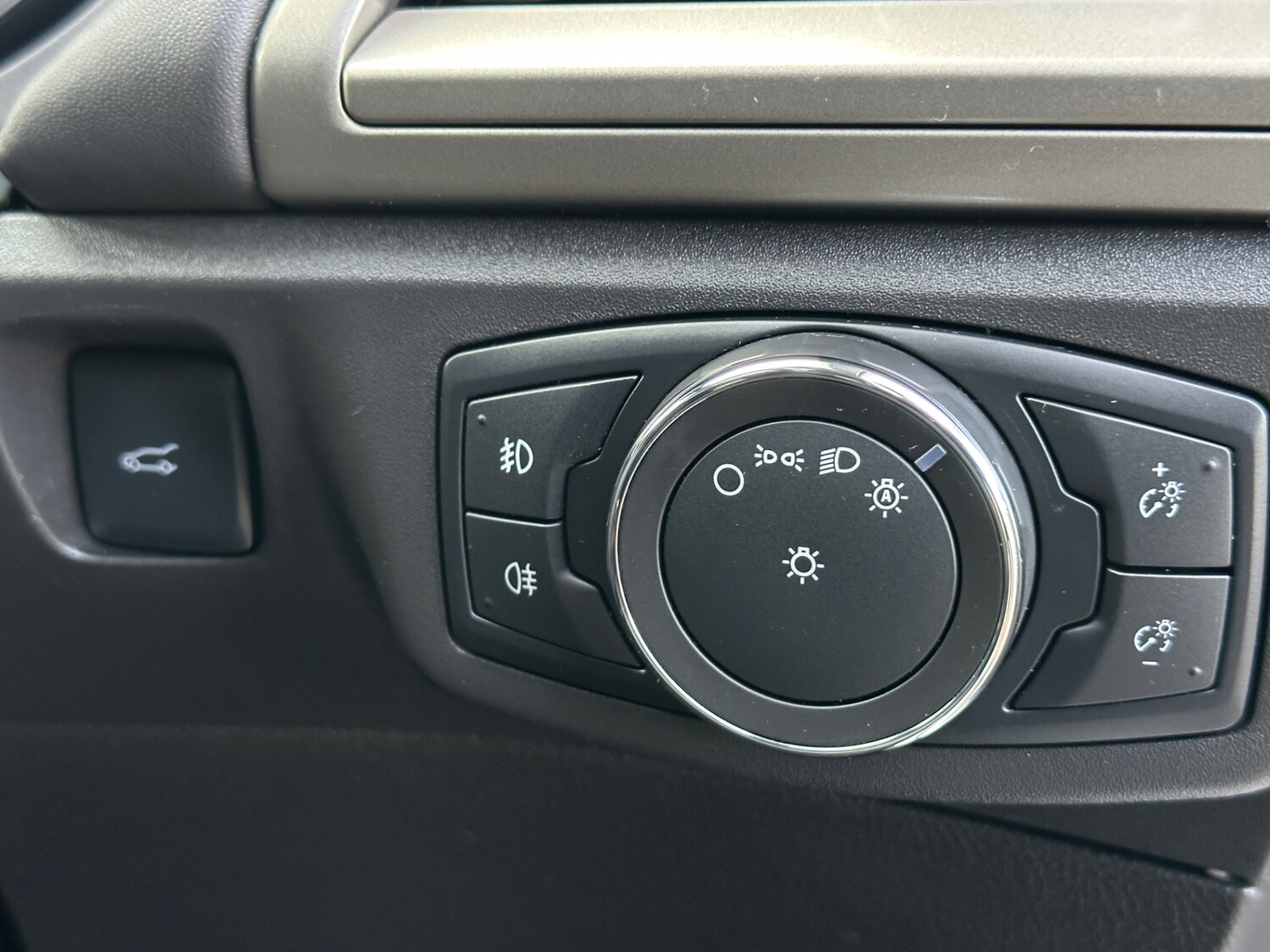 Used Ford Mondeo 2017 for sale - 75718467: Photo 37