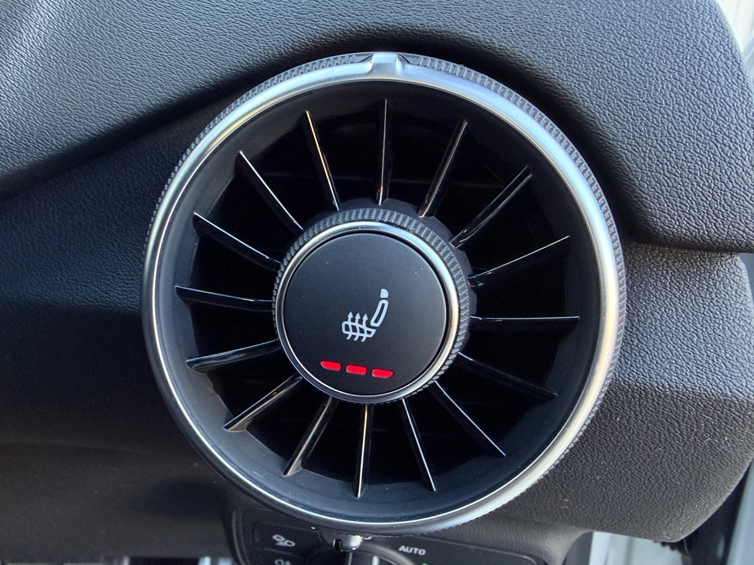 Used Audi TT 2018 for sale - 76568214: Photo 12