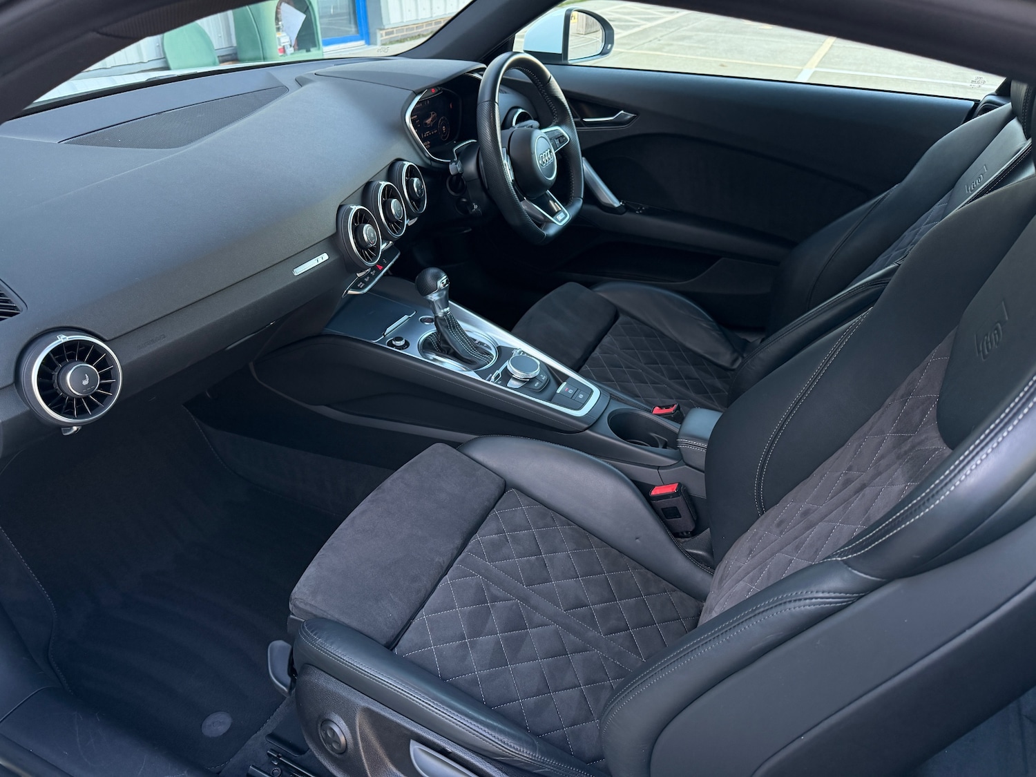 Used Audi TT 2018 for sale - 76568214: Photo 17