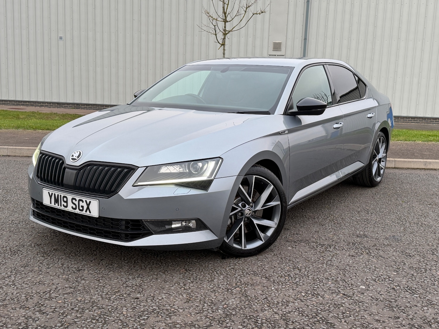 Used Skoda Superb 2019 for sale - 77304050: Photo 3
