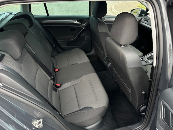 Used Volkswagen Golf 2018 for sale - 74690530: Photo 10