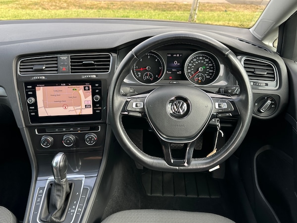 Used Volkswagen Golf 2018 for sale - 74690530: Photo 12