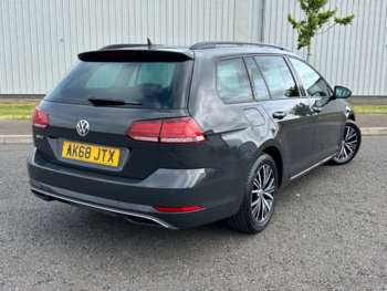 Used Volkswagen Golf 2018 for sale - 74690530: Photo