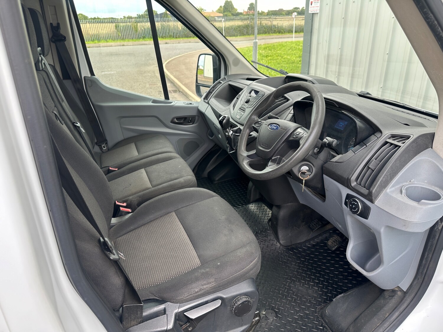 Used Ford Transit 2018 for sale - 76249503: Photo 11