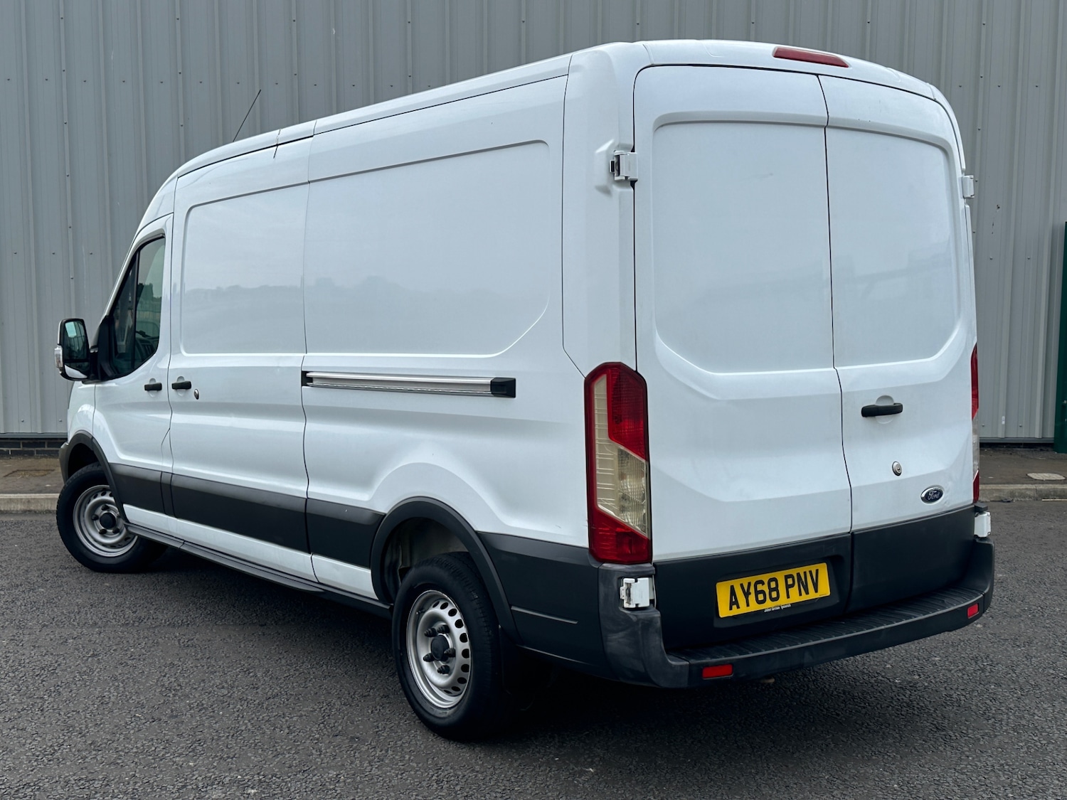 Used Ford Transit 2018 for sale - 76249503: Photo 3