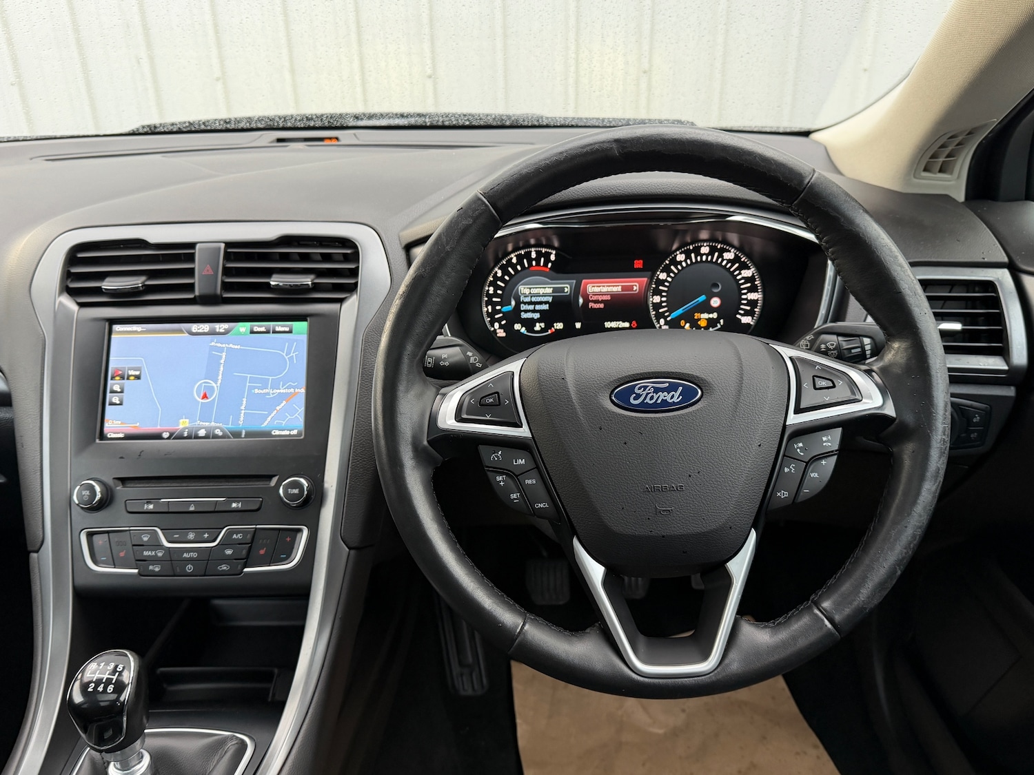 Used Ford Mondeo 2015 for sale - 75266805: Photo 13