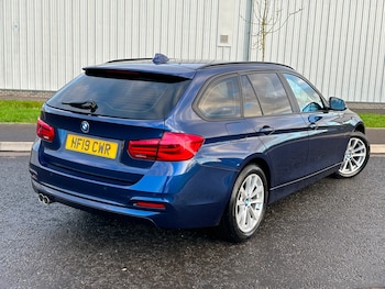 Used BMW 3 Series 2019 for sale - 69378030: Photo