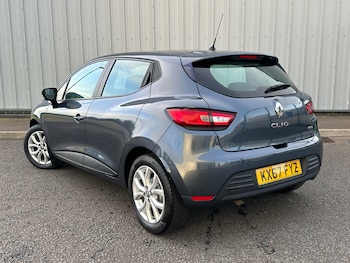 Used Renault Clio 2023 for sale - 76174334: Photo 4
