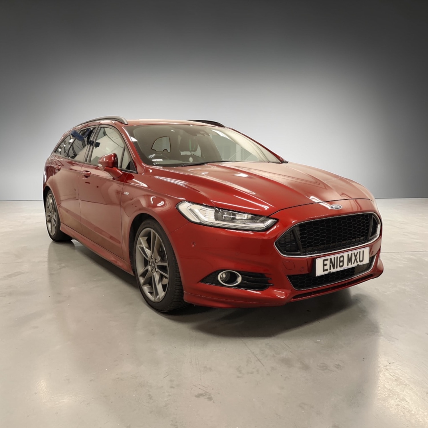 Used Ford Mondeo 2018 for sale - 77933867: Photo 1