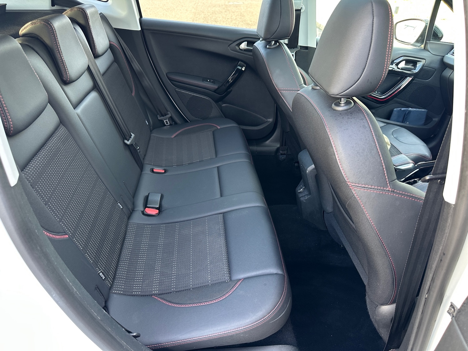 Used Peugeot 2008 2018 for sale - 75745672: Photo 13