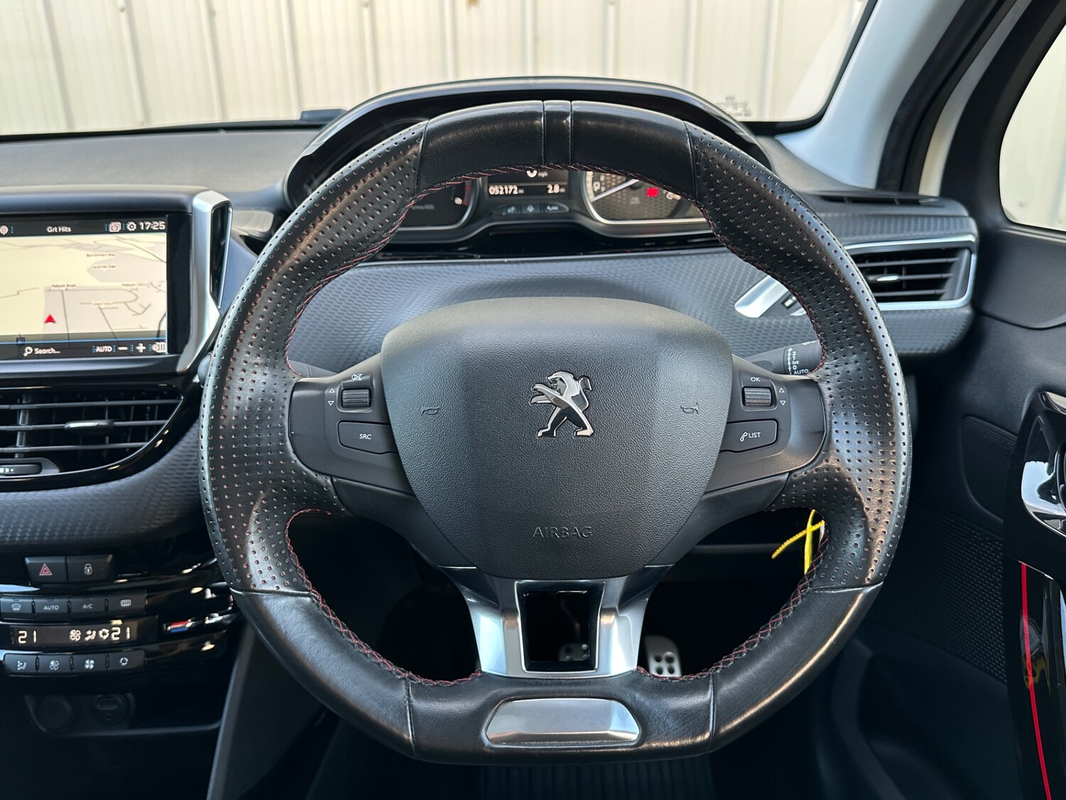 Used Peugeot 2008 2018 for sale - 75745672: Photo 27