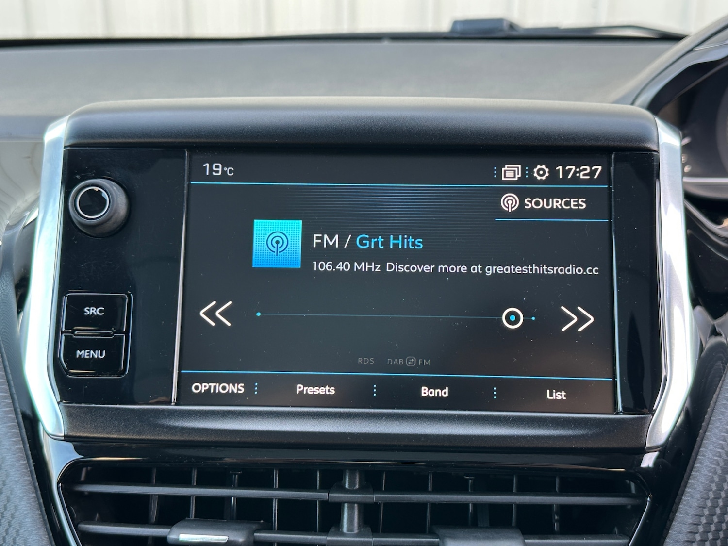 Used Peugeot 2008 2018 for sale - 75745672: Photo 36