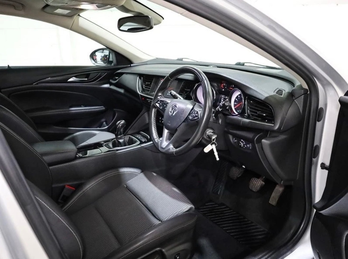 Used Vauxhall Insignia 2019 for sale - 77059889: Photo 5